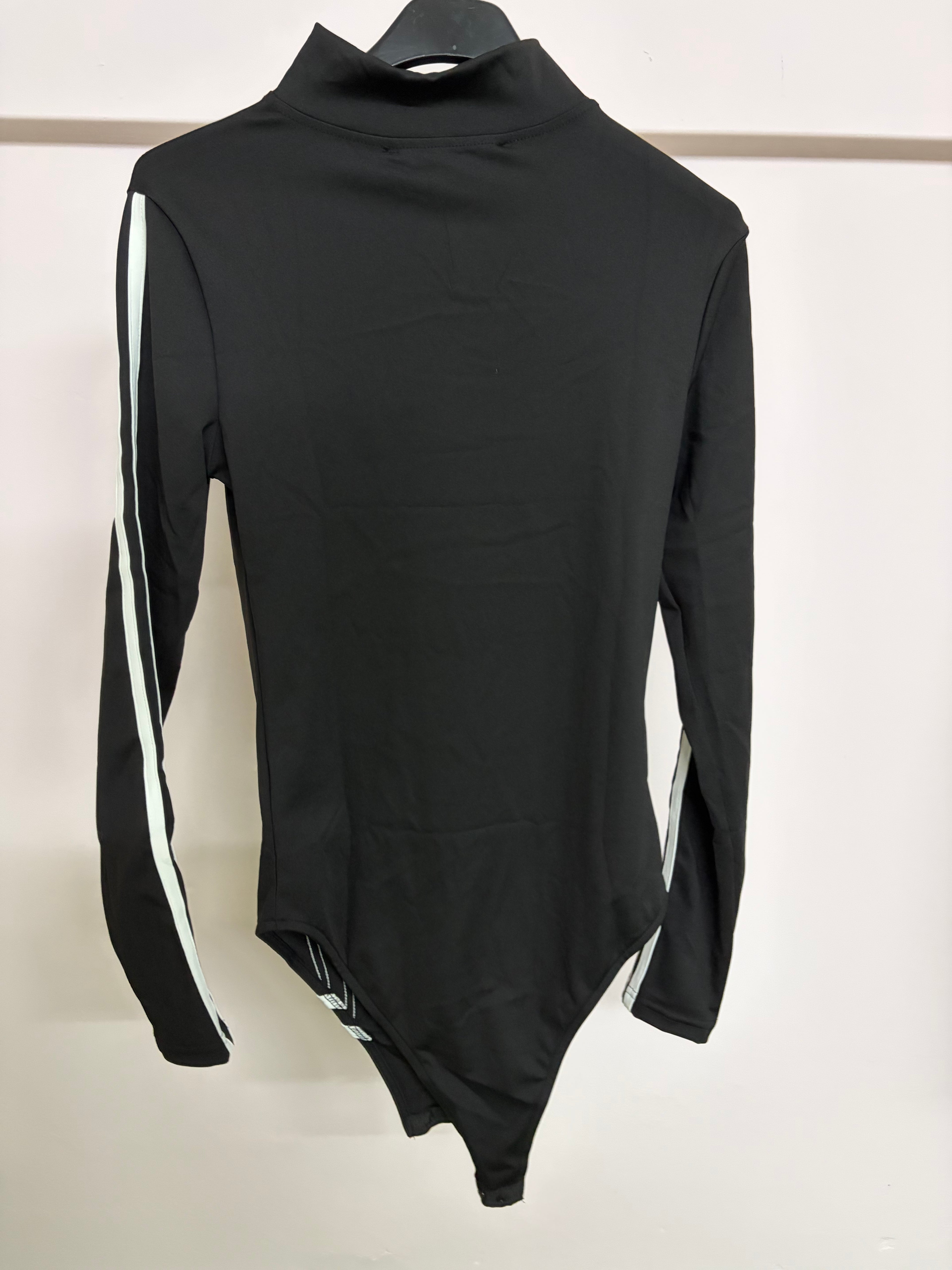 Body Long Sleeve Cut-Out Nero